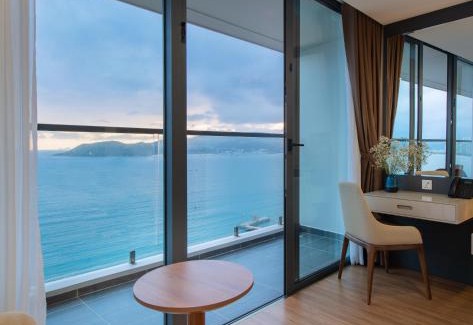 Tran Phu Beach Hotel | Grand Gosia Hotel