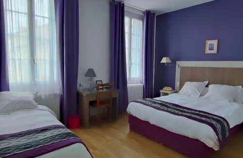 Nontron Hotel | Grand Hôtel Pélisson