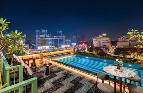 Downtown Ho Chi Minh City Hotel | GRAND HOTEL du LAC Boutique Saigon