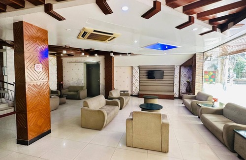 Uttara Hotel | Grand Lake View Hotel