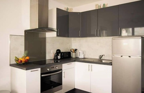 Lorient Apartment | Grand Studio Avec Parking à 10 Minutes des Plages