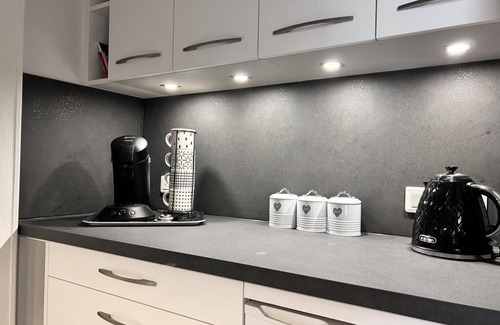 Royat Apartment | Grand T2 Cozy Avec Balcon Proche de Royatonic