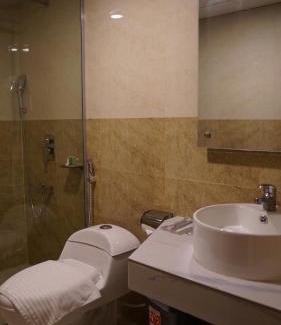Uttara Hotel | Grand Vistana