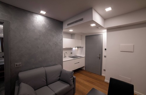 Segrate Hotel | GRANDI 32 Boutique Residence