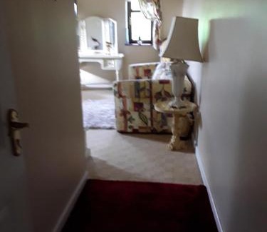 Emyvale Bed & Breakfast | Grangeview House B&B