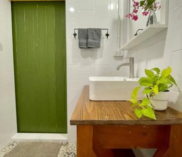 Pak Kret House | Grasshopper Bed and Cafe