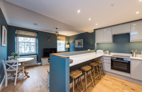 Old Town Apartment | Grassmarket Luxury Penthouse Apartment