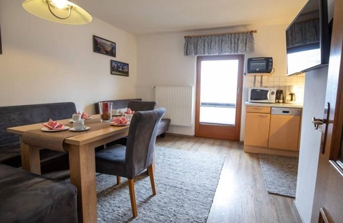 Ellmau Apartment | Great app. with 2 bedrooms and balcony - Haus Landmann