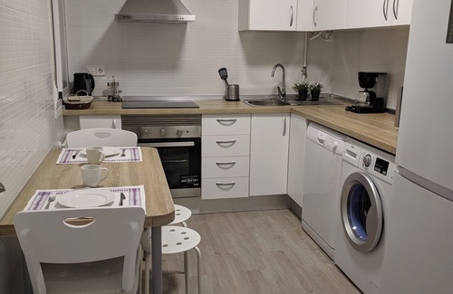 Palos de la Frontera Apartment | Great Apt near Atocha 3hab 2b