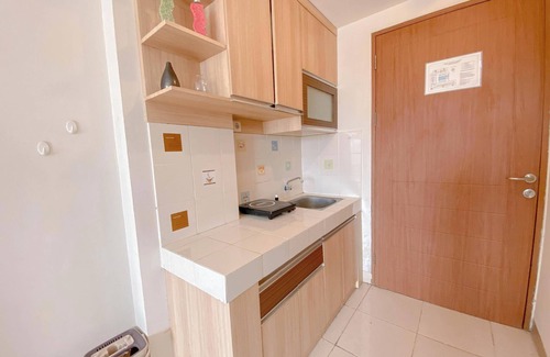 Cileunyi Apartment | Great Deal Studio Room At Pinewood Jatinangor Apartment