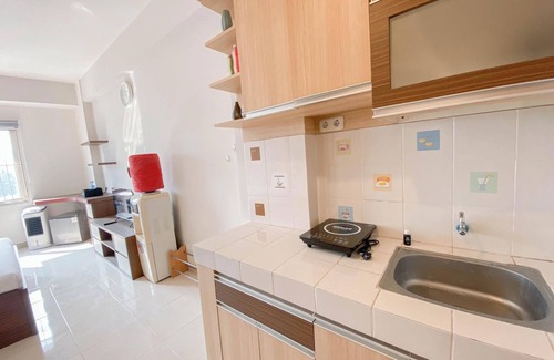 Cileunyi Apartment | Great Deal Studio Room At Pinewood Jatinangor Apartment