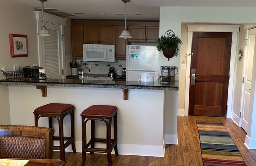 Baytowne Wharf Condo | GREAT FALL DEALS+WEEKLY SPECIALS, Pools,Tram,Sandestin/Village of Baytowne Wharf
