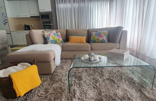 Prazeres House | Great family home with a spectacular view!