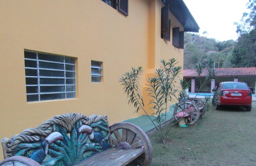 Portao House | GREAT SITE !!! Pool with waterslide, barbecue and much leisure !!!