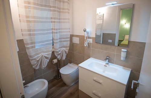 Garbatella Apartment | Green Double Room