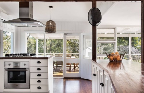 Glenlyon House | Green Gully House - your quintessential country retreat, just 10 mins from Daylesford