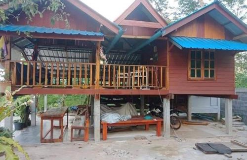 Lam Plai Mat House | Green moon Home stay