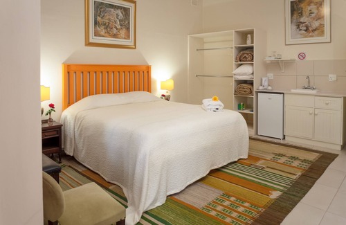 Langeberg House | Green Olive Guesthouse