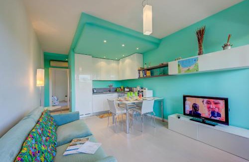 Rivoltella Apartment | Green Tiffany Apartment - Happy Rentals