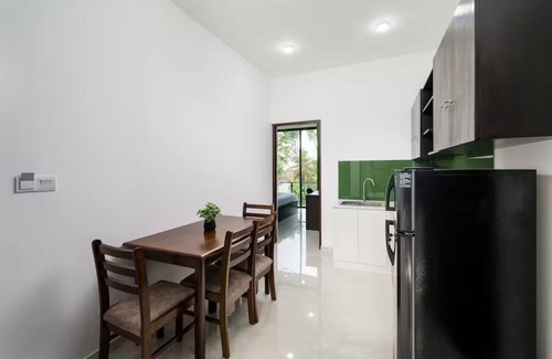 Nugegoda Apartment | Green Vibe -Two Bedroom Pool View Apartment in Colombo
