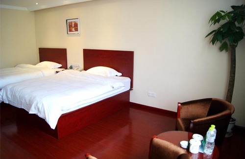 Yuehu District Hotel | GreenTree Eastern JiangXi YingTan North Longhushan Rd Gym Hotel
