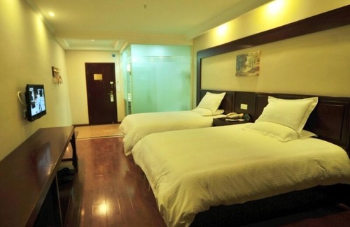 Chenggong Hotel | GreenTree Inn Kunming Chenggong University City HSR Station Shilin Street Express Hotel