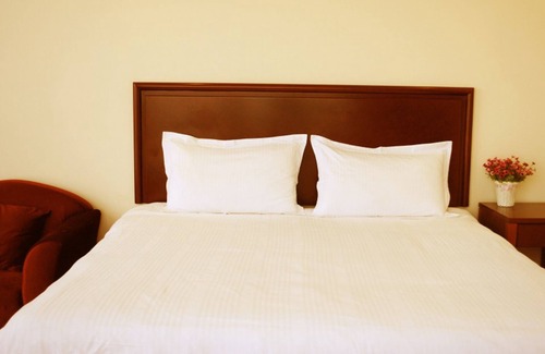 Taizhou Hotel | GreenTree Inn Taizhou Xinghua Anfeng Runan Garden Express Hotel