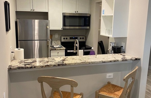 Knox - Henderson House | Greenville/Knox/Uptown ✿ 5min Walk to Restaurants