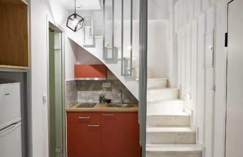 Paralia Dionysiou Hotel | GreyStone Suites