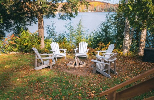 Scotia Cottage | Grinmore Lakeside Hideaway with Panoramic View