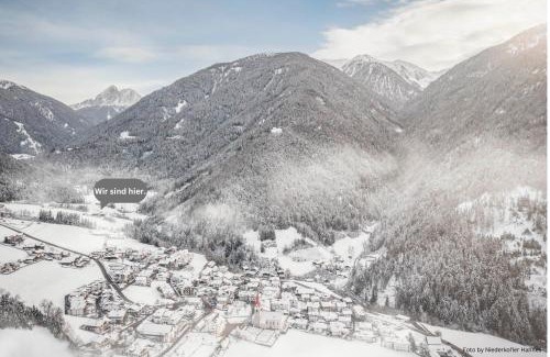 Luson Apartment | Großkarnaiderhof Ferienwohnungen-Bauernhof-Natur pur