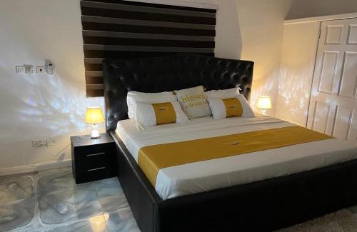 Accra House | Groove Vacation Homes