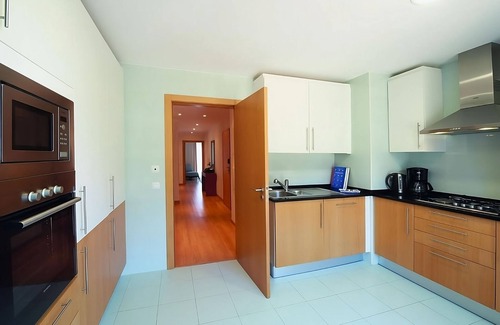 Olhao Apartment | Group Getaway! 3 Spacious Apartments, Outdoor Pool, Check Out City of Faro!