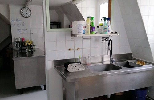 Le Chambon-sur-Lignon House | Group gîte with single rooms, no dormitories, in the heart of nature.