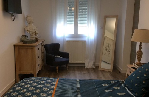 Montagne Bed & Breakfast | Guest House 'Au Plus Proche Des Vignes' with Private Terrace and Wi-Fi