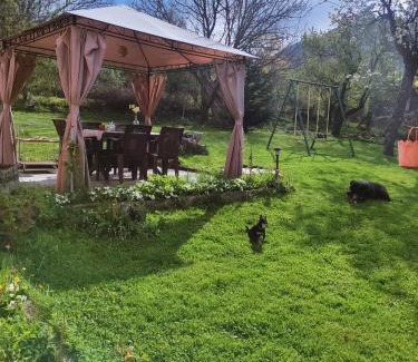 Kotel Villa | Guest house Charodea