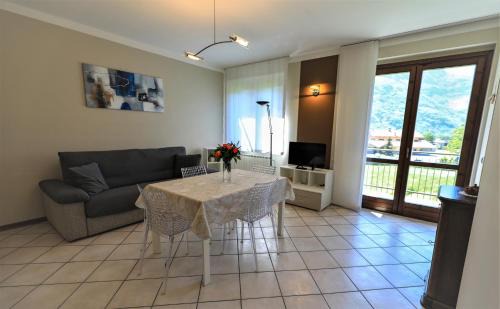 Verres Apartment | Guest House Felice - VDA Verrès 0008