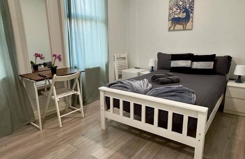 Acton Apartment | Guest&Rest Hotel