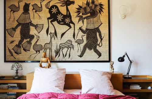 Arcangues Bed & Breakfast | Guest Room 'Txori Etxea - Red Room' with Pool, Breakfast, Terrace