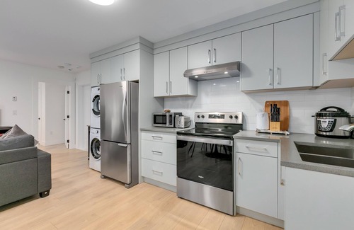 Surrey Apartment | Guest suite in South Surrey