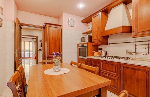 Santa Rita Apartment | GuestHost - Stylish Retro Apartment X6 in Turin