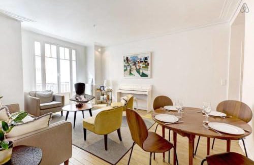 Auteuil Apartment | GuestReady - Bright Flat at Porte d'Auteuil Metro