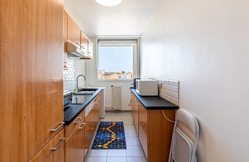 Les Puces de Saint-Ouen Apartment | GuestReady Essential- Superb near Antique District