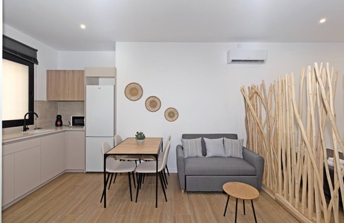 Algiros Apartment | GuestReady - Loft close to University area