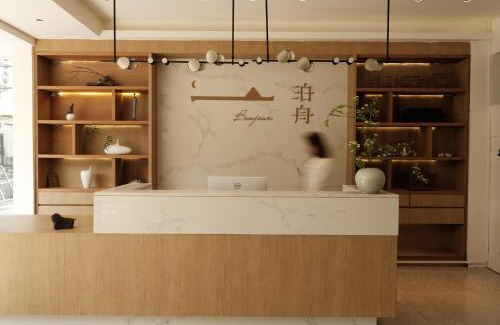 Xiufeng Hotel | Guilin Bonjour Boutique Hotel- Free pick up service over 3 nights