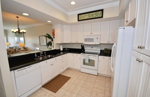 Steinhatchee Condo | Gulf Breeze Condo #107 - Wifi, Private Boat Ramp and Pool