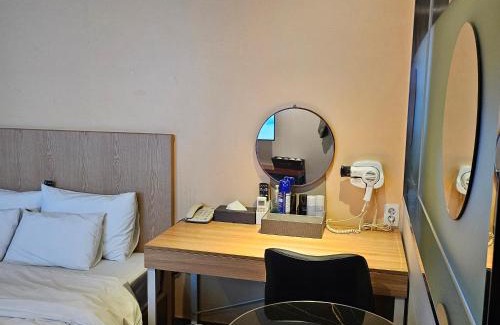 Guri Hotel | Guri C Boutique Hotel