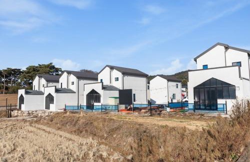 Gyeongju House | Gyeongju Bulguksa Pool Villa