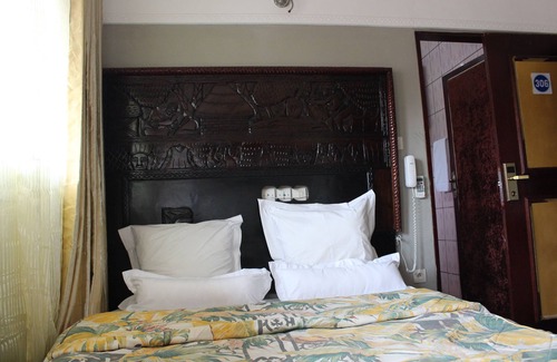 Bonaberi Hotel | Hôtel Belavie