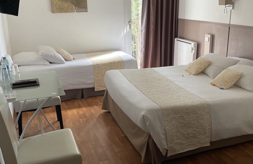 Thonon-les-Bains Hotel | Hôtel Côté Sud Léman